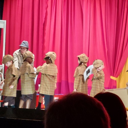 van Laetitia  41 - Toneelvereniging Plankenkoorts 